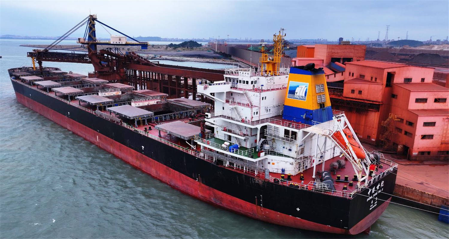 皇冠信用网登2登3_中方偏不上谈判桌皇冠信用网登2登3,特朗普被逼急,对华态度大变,一点办法都没有