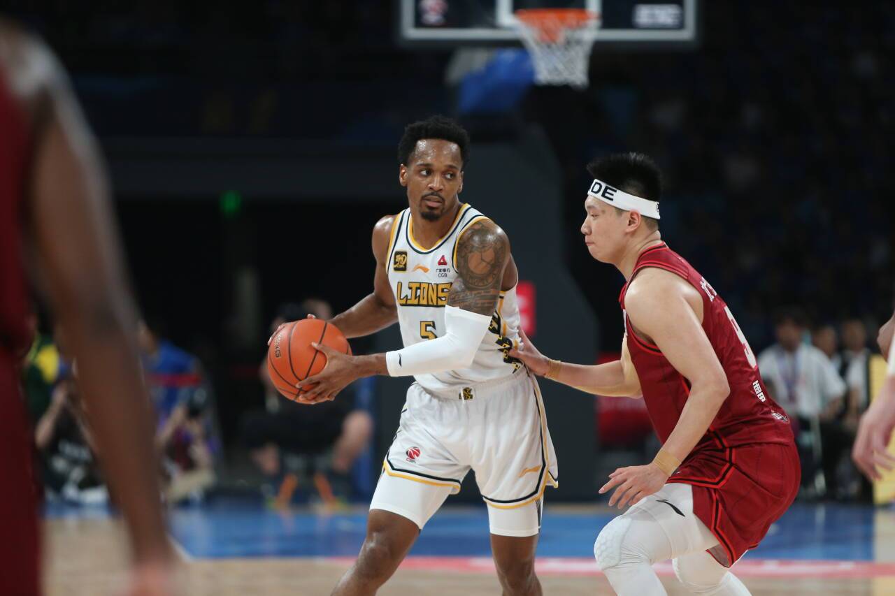 皇冠信用网需要押金吗_总决赛-布朗44分周琦26+13 广厦客场逆转北京总分2-1