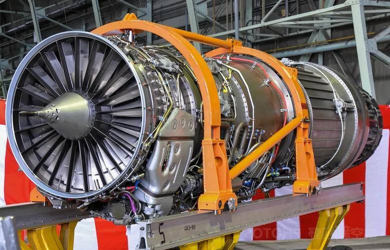 皇冠信用网需要押金吗_央视亲自曝光皇冠信用网需要押金吗,十几人推着歼-16发动机出镜,新太行早已脱胎换骨