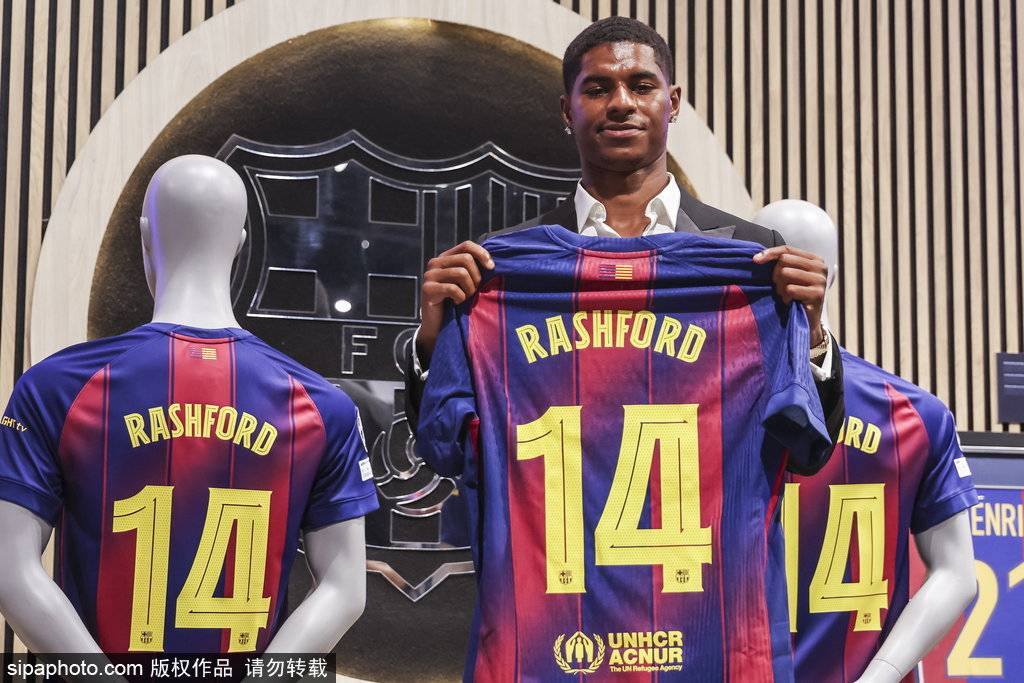 皇冠皇冠足球平台_曼联2600万英镑转会策略:拉什福德租借巴萨的深远影响