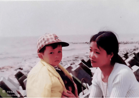 皇冠信用网平台
_“送上海市区一套房”!夫妇重金悬赏被拐26年儿子线索:人贩子已减刑出狱皇冠信用网平台
,儿子仍下落不明!年年都为儿子备份礼物