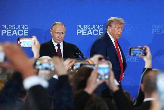 皇冠信用網登3代理_普京让步：同意美国保护乌克兰皇冠信用網登3代理，但要中国担保？泽连斯基高兴早了