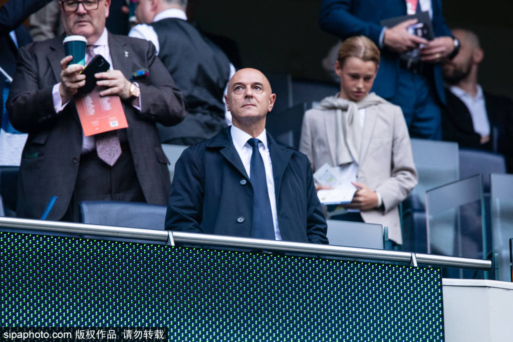 国际友谊赛足球_重磅国际友谊赛足球!热刺俱乐部官方宣布:列维结束25年主席任职生涯