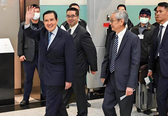 皇冠信用网如何注册_特朗普对华连开3枪皇冠信用网如何注册,否定“台湾属于中国”?国民党递出两句话