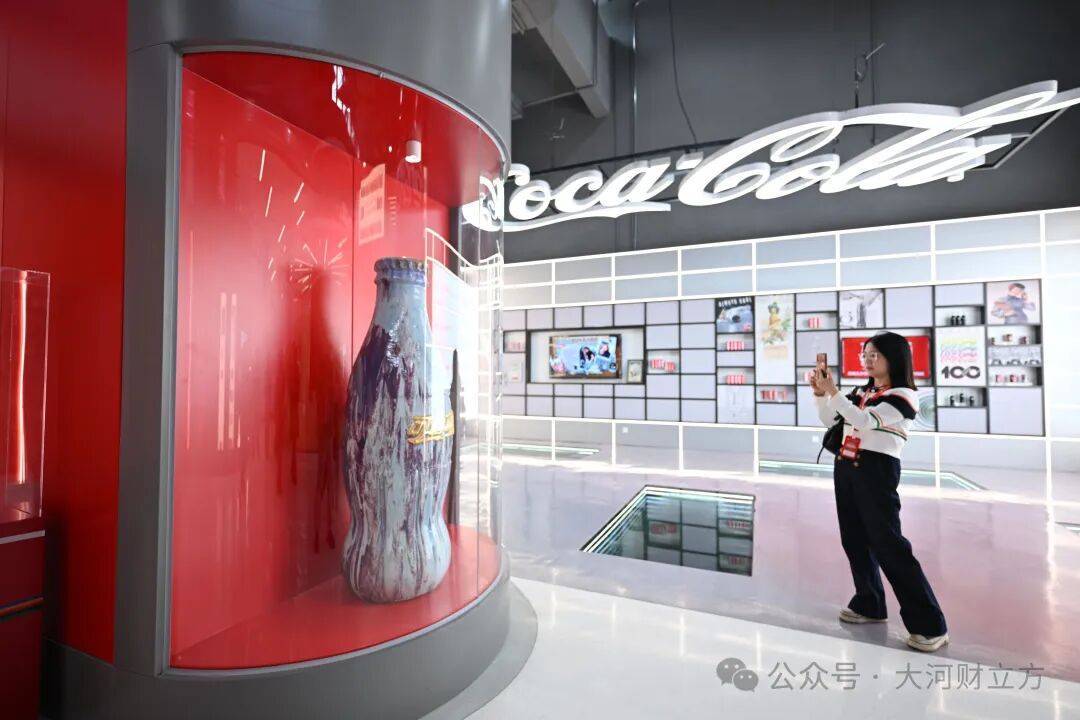 皇冠登一登二登三区别
_河南诞生首个百万吨级饮料超级工厂 | 极刻