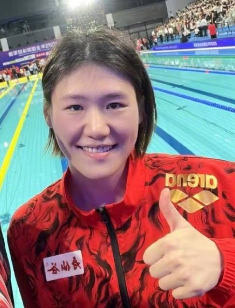 皇冠信用盘会员账号_叶诗文发布长文：严重失眠皇冠信用盘会员账号，内心有太多不舍