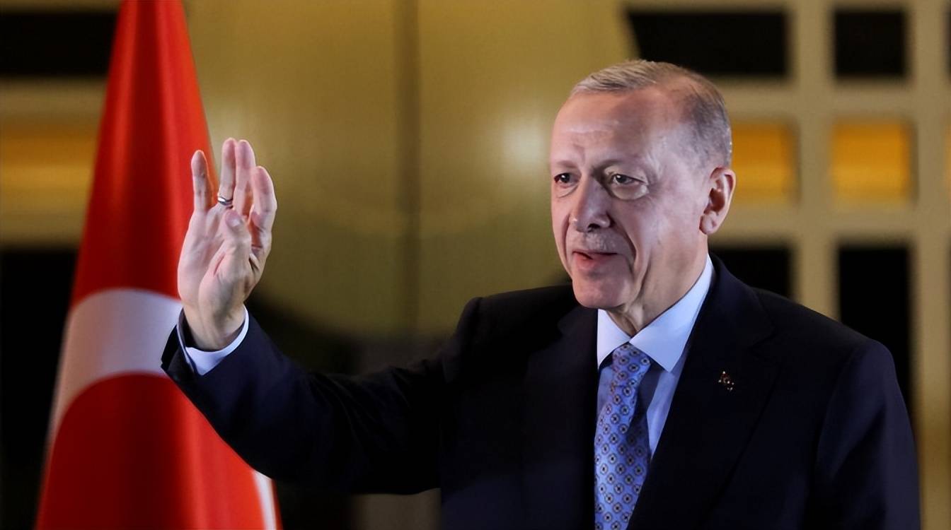 皇冠信用登1
_乌克兰墙倒众人推?俄乌冲突即将落幕之际皇冠信用登1
,俄油轮在黑海再次遭袭,土耳其总统:不能容忍