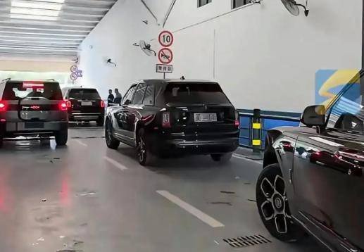 皇冠信用网占成代理_冲上热搜!120多万卡宴只卖60万皇冠信用网占成代理,不过......