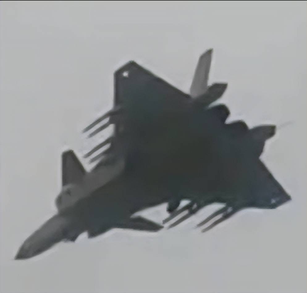 皇冠体育App下载_中国解放军释重磅信号!歼20首次亮剑台海皇冠体育App下载,将打瘫台军海马斯远火