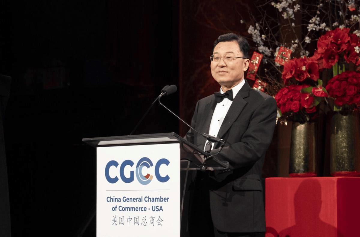 皇冠信用网代理注册_当着300美国精英的面皇冠信用网代理注册,中国翻出特朗普“功绩”清单,邀请大家看看美国干的好事