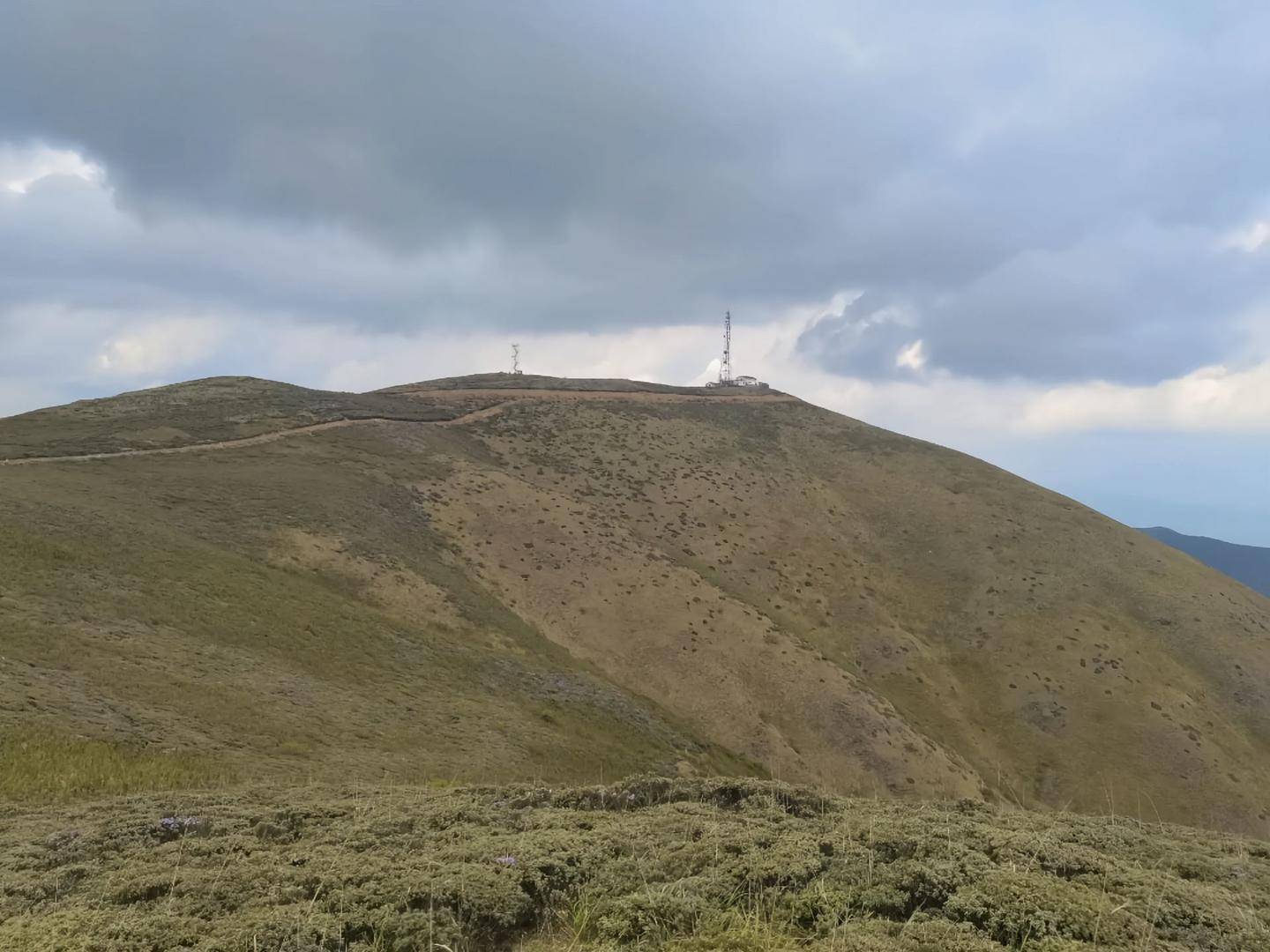 皇冠信用盘代理
_一事业单位招人守机房:岗位在海拔3614米的山顶皇冠信用盘代理
,方圆10公里无人住,每月驻山不低于半个月